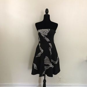 White House Black Market Bow Strapless Dress